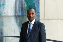 Belachew Gebrewold
(Afrika-Experte): „Dass die Europäische Union nicht aus Nächstenliebe agiert, weiß die Bevölkerung von Mali ganz genau.“