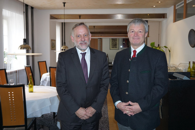 Tiwag-Vorstand Johann Herdina (l.) und Projektleiter Wolfgang Stroppa sehen die Vorhaben Tauernbach und Schwarzach positiv.