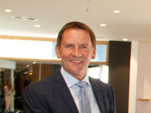 „Wir sind immer ein sehr offenes Haus gewesen und wollen das auch bleiben. Zusperren kommt nicht in Frage.“
Paul Sieberer
(Bürgermeister)