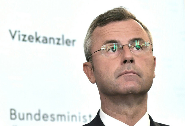 Gerüchten zufolge ist eine Interimslösung mit Norbert Hofer (Bild) und einem späteren Wechsel zu Kickl möglich