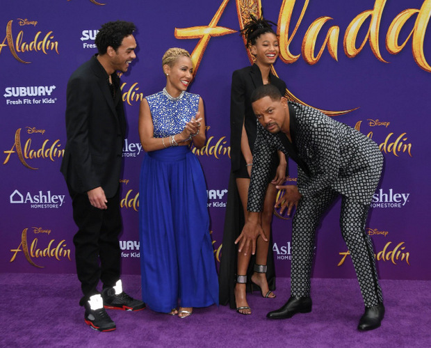 Bei der Filmpremiere des Disney-Streifens in Los Angeles blödelte der 50-Jährige mit seiner Tochter Willow.