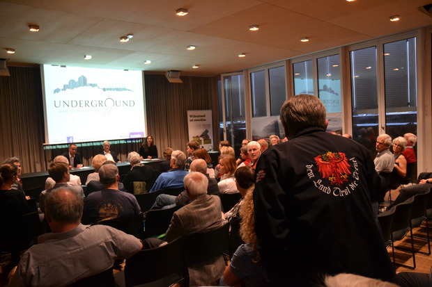 Zahlreiche Zuhörer lauschten Dillersberger.