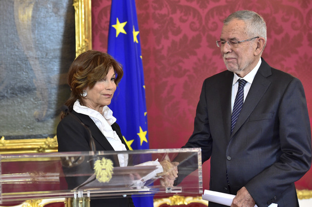 VfGH-Präsidentin Brigitte Bierlein wird Österreichs erste Bundeskanzlerin.