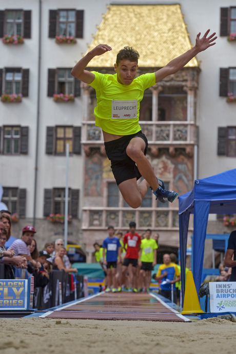 Die Euregio-Schulmeisterschaft im Weitsprung als Teil der "Golden Roof Challenge" startet bereits um 15.30 Uhr.