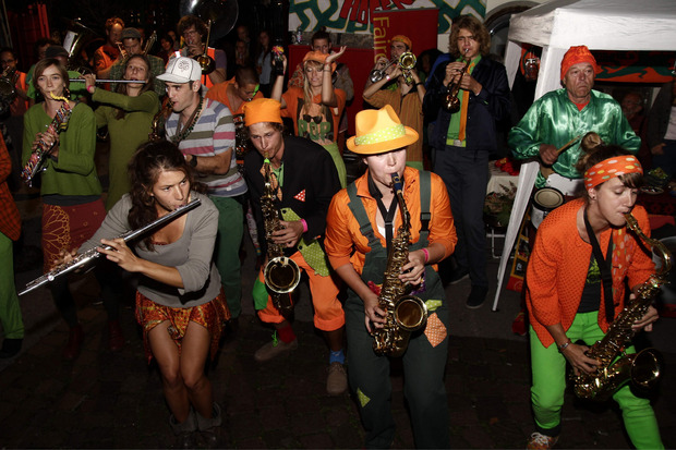 Das erste Streetband Festival Innsbruck, organisiert vom "StreetNoise Orchestra", geht von Freitag bis Montag über die Bühne.