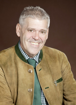 Tirols Landesjägermeister
Anton Larcher.