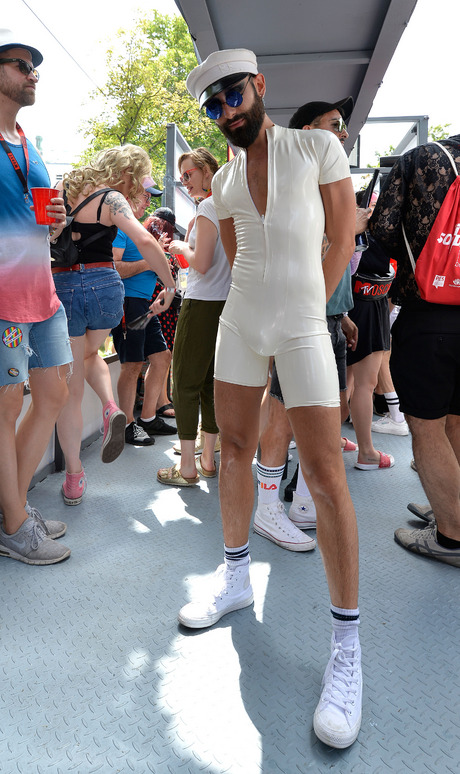 Conchita Wurst während der Parade.