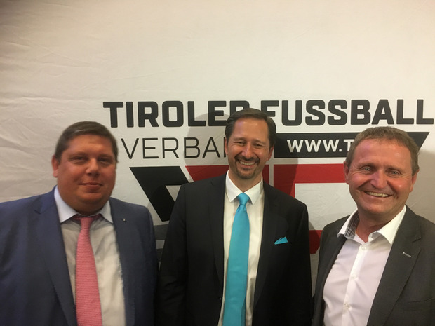 Die drei Vizepräsidenten Arno Bucher, Wolfgang Suitner und Adi Stastny (u?.v.?l.) genossen den Abend.