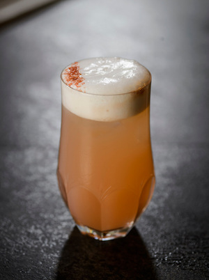 be humble - mit Erdbeer-Molke und Campari.