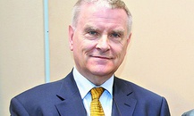 Anton Pelinka, langjähriger Innsbrucker Institutsleiter, ist Professor für Politikwissenschaft an der European University in Budapest.
Kontakt: anton.pelinka@uibk.ac.at
