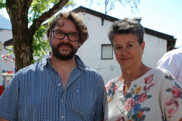 Zwei Tausendsassa – nach Eigenbezeichnung „Multidilettant“ Johannes Leismüller und „Theaterfrau“ Claudia Lang-Forcher.