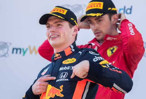 Verstappen jubelte ausgelassen über den ersten Honda-Sieg in der Red-Bull-Ära, Leclerc war sichtlich bedient.