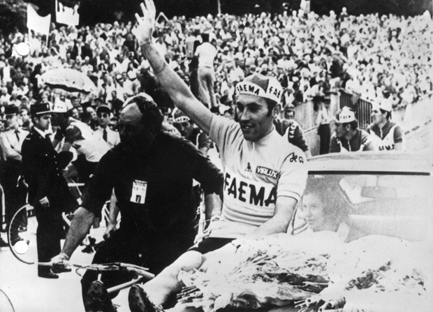 Der belgische Ausnahmefahrer Eddy Merckx feierte just vor 50 Jahren seinen ersten Tour-Triumph und ließ noch vier weitere folgen.