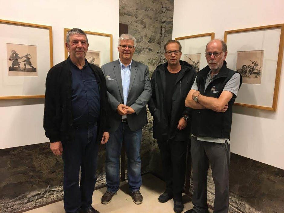 Josef Tröger, Museumsobmann Christian Rudig, BM Wolfgang Jörg und Galeriebeauftragter Franz Geiger (v. l.) eröffneten die Schau.
