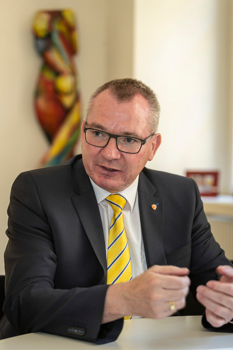 „Der Wunsch nach einem Einfamilienhaus, der stark ausgeprägt war, ist rückläufig, bleibt aber am Land bestehen.“
Johannes Tratter
(ÖVP-Landesrat