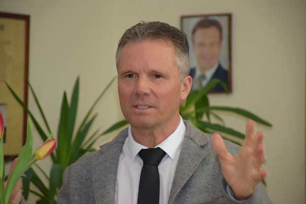 Christoph Platzgummer?(Bezirkshauptmann): "Die Bürgermeister regeln den Intervall nach Rücksprache und mit Einverständnis der Polizei."