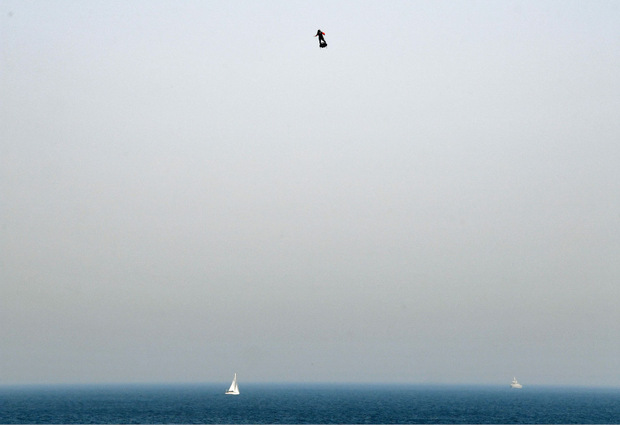 Zapata wollte auf seinem „Flyboard“ die Strecke von rund 35 Kilometern bis zum britischen Küstenort St. Margaret‘s Bay zurücklegen.