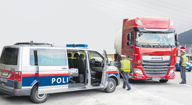 38 Lkw-Lenker mussten in Fritzens eine saftige Strafe bezahlen.
