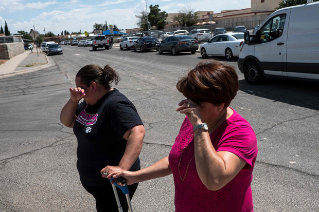 Fassungslosigkeit und Entsetzen hat das Gewaltverbrechen in El Paso ausgelöst.