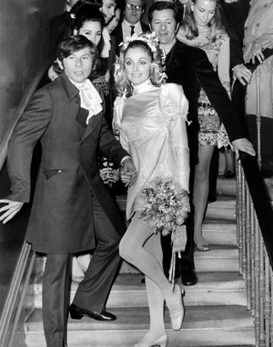 Sharon Tate und Regisseur Roman Polanski (l.).