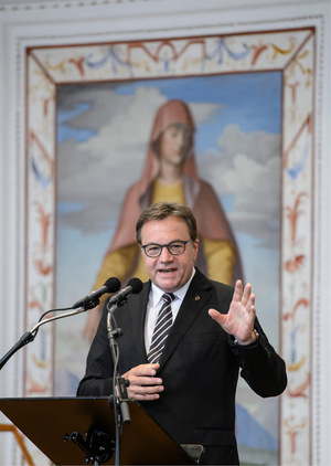 Landeshauptmann Günther Platter: "Mit der Schweiz werden Verträge zur Beschränkung des freien Warenverkehrs akzeptiert – bei Österreich in Frage gestellt."