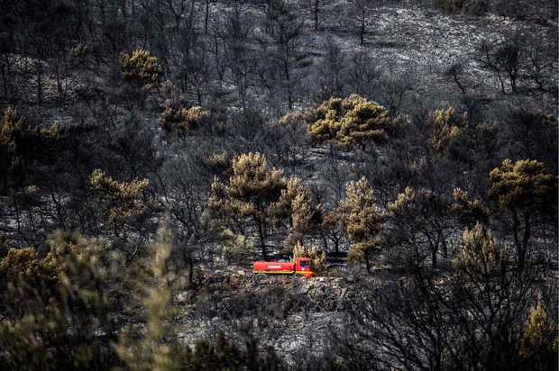 Die Feuerwehr im Einsatz auf dem Hymittos-Berg.