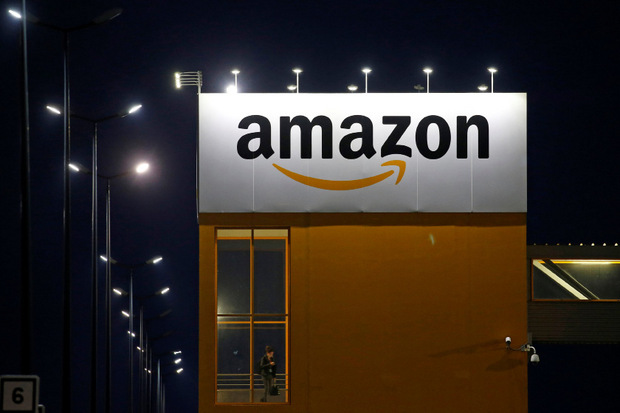 Großkonzerne wie Amazon und Co. treiben den Markt um KI voran.
