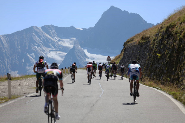 Dem Gletscher entgegenstrampeln heißt es heuer wieder für 4000 Starter beim Ötztaler Radmarathon.
