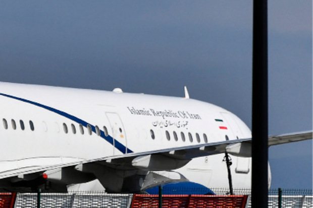 Irans Außenminister Mohammad Javad Zarif ist völlig überraschend beim G-7-Gipfel im französischen Biarritz eingetroffen.