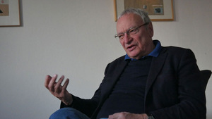 Uwe Timm gilt als Chronist der Studentenbewegung der 1968er. Sein Roman "Die Entdeckung der Currywurst" gehört ebenfalls zu seinen bekanntesten Werken.
