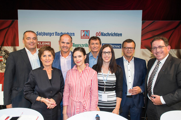 CR Alois Vahrner (TT), CR Antonia Gössinger (Kleine Zeitung Kärnten), CR Gerald Mandlbauer (OÖN), Ulrike Weiser (Die Presse), Michael Jungwirth (Kleine Zeitung), Birgit Entner-Gerhold (VN), CR Manfred Perterer und CR-Stv. Andreas Koller (beide SN, v. l.)