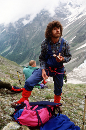 Reinhold Messner während eines Aufstiegs zum Hohen Angelus in Südtirol (undatiertes Archivfoto).