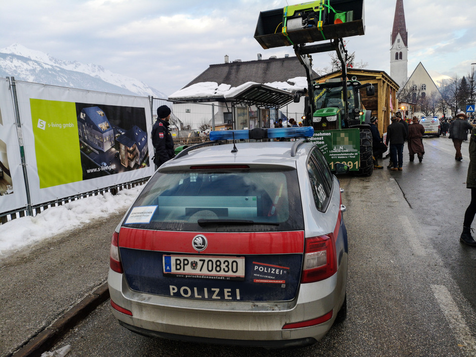 Schuss auf Umzugswagen war für Gericht grob fahrlässig | Tiroler ...