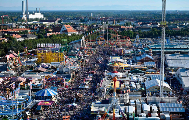 München feiert wieder das größte Volksfest der Welt: Seit Samstag ist Wiesn - und die Stadt befindet sich damit für zwei Wochen im Ausnahmezustand.