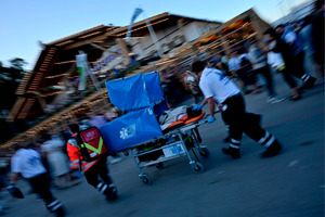 In den gut zwei Wiesnwochen sind in der Sanitätswache rund 600 Helfer und 50 Ärzte im Einsatz.
