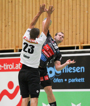 Neun Treffer von Sebastian Feichtinger (l.) waren gegen Ferlach zu wenig.