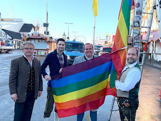 Günther Kaiser (Leiter Wiesnbauhof), Jörg Garstka (Vorstand Sub e.V.), Clemens Baumgärtner (Referent für Arbeit und Wirtschaft), Dr. Kai Kundrath (Geschäftsführer Sub e.V.)