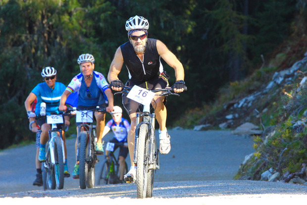 In Schwaz treten Mountainbiker und E-Biker kräftig in die Pedale.