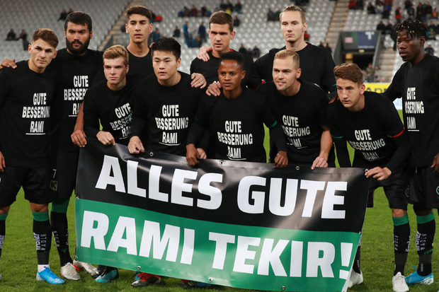 Die Wacker-Spieler machten Rami Tekir nach dessen drittem Kreuzbandriss mit einer netten Geste Mut.