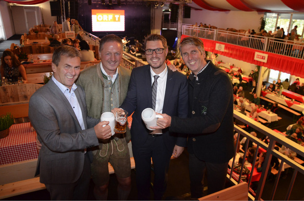 BM Franz Gallop (Stams), Luis Kluibenschädl (Alpe), BM Christian Härting (Telfs), Richter Hannes Seiser.