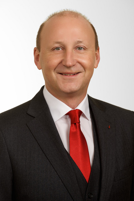 „Dies betrifft zumeist Massenarzneimittel. Und das löst bei den Patienten Verunsicherung aus.“
Christian Wurstbauer (Apothekerkammer)