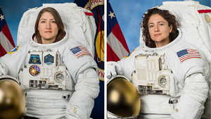 Die US-Astronautinnen Christina Koch (l.) und Jessica Meir.