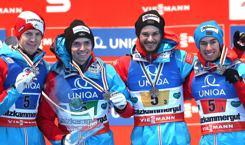 Manuel Poppinger (2.v.l.) jubelte bei der Skiflug-Heim-WM 2016 mit Michael Hayböck, Manuel Fettner und Stefan Kraft über Team-Bronze.