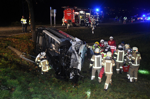 In den Unfall in Strass waren drei Fahrzeuge verwickelt.