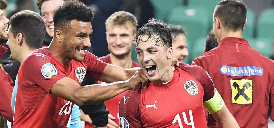 Kapitän Julian Baumgartliner und seine ÖFB-Kollegen haben einen Platz verloren.