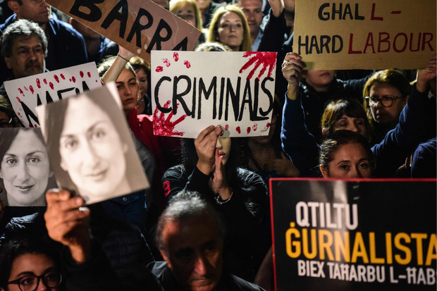 Nach dem Mord an der Journalistin Daphne Caruana Galizia sind die Proteste gegen die Regierung Maltas zuletzt immer heftiger geworden.