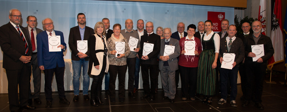 Richard Lipp (Reutte), Christian Rief (Tannheim), Gertrud Horndacher (Musau), Werner Friedle (Gramais), Eduard Rauth (Ehenbichl). Reinhold Heiserer (Breitenwang). Bernadette Müller (Krankenhaus), Reinhard Bichler (Biberwier) und Gebhard Haller (Pinswang).