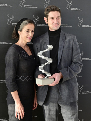 Mercedes Echerer, Obfrau der Akademie des Österreichischen Films, und Schauspieler und Vorstandsmitglied Andreas Kiendl bei der Präsentation der Nominierten.